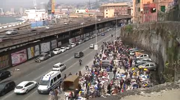 Suq abusivo a Genova, vietata la sosta nell'area di Corso Quadrio