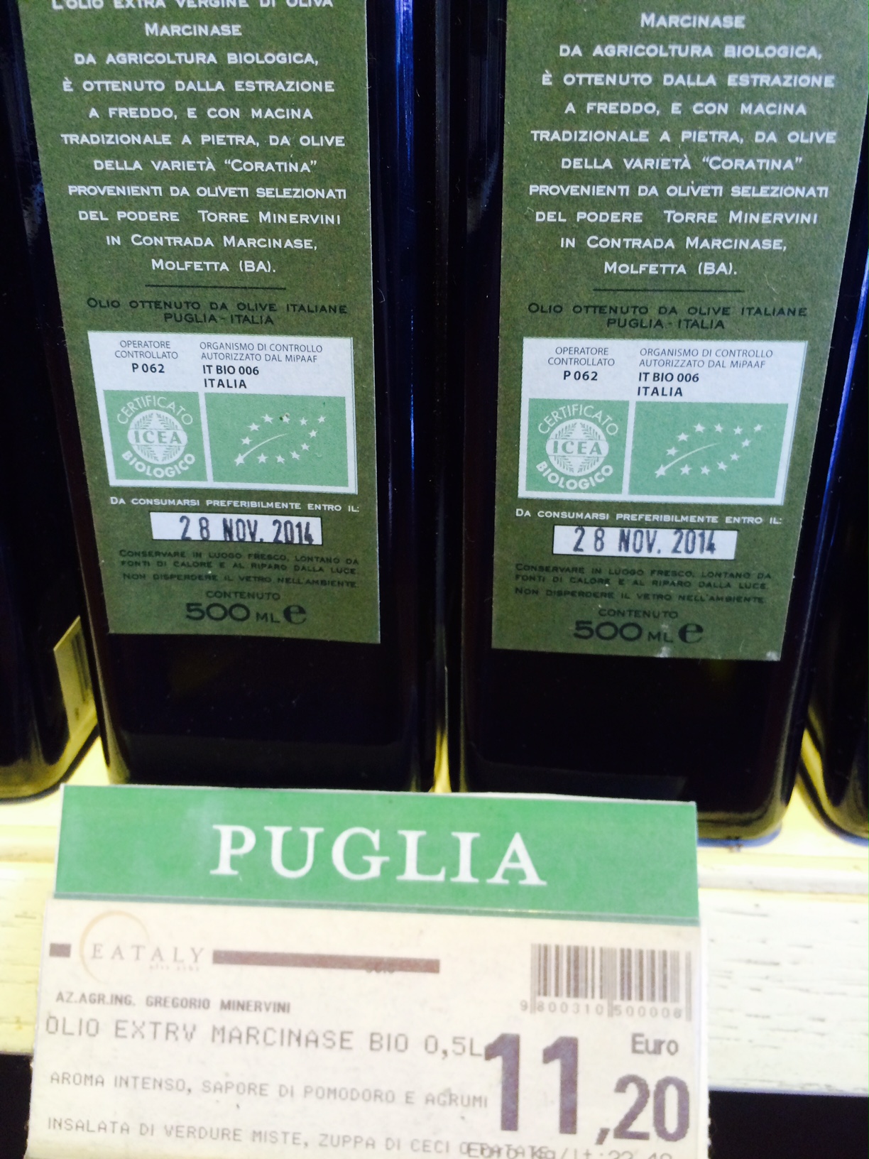 Olio e birra scaduti sugli scaffali di Eataly a Genova