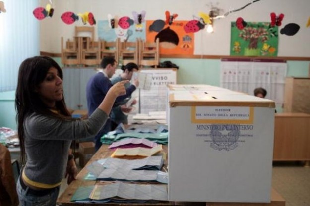  Regionali: primo voto per 5447 genovesi, sono 378 i centenari 