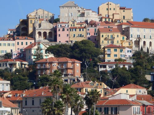 Quanto rende il mattone? A Imperia meno che nelle grandi città