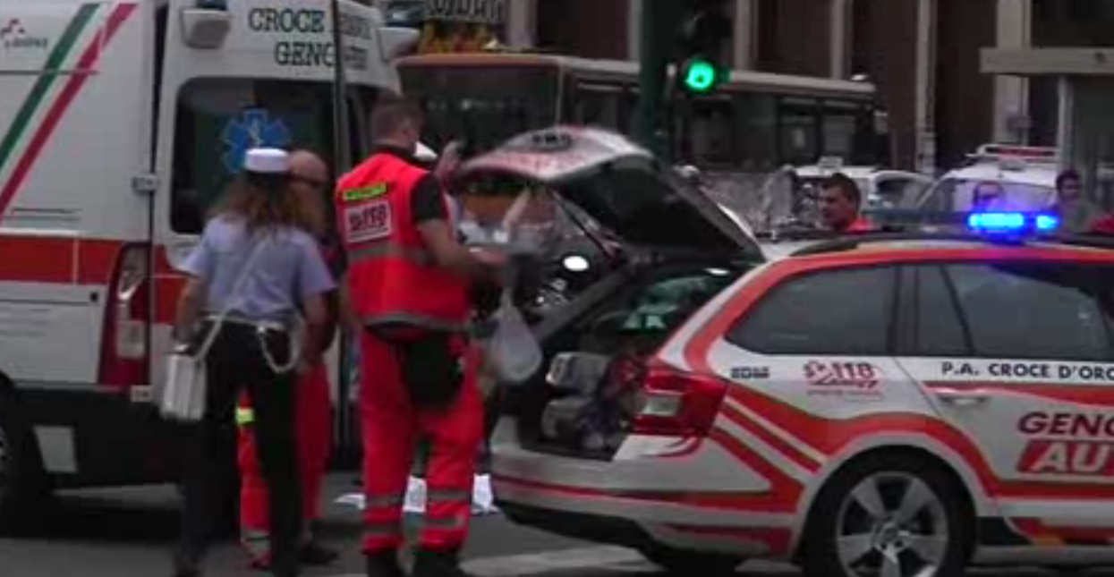 Malore in piazza Dante, muore pensionato