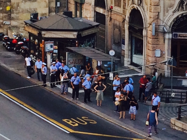 Genova dichiara guerra ai portoghesi del bus