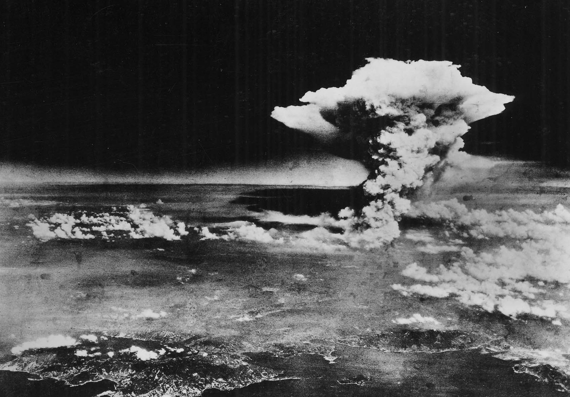 70 anni fa la bomba atomica su Hiroshima: il mondo ricorda le 140mila vittime