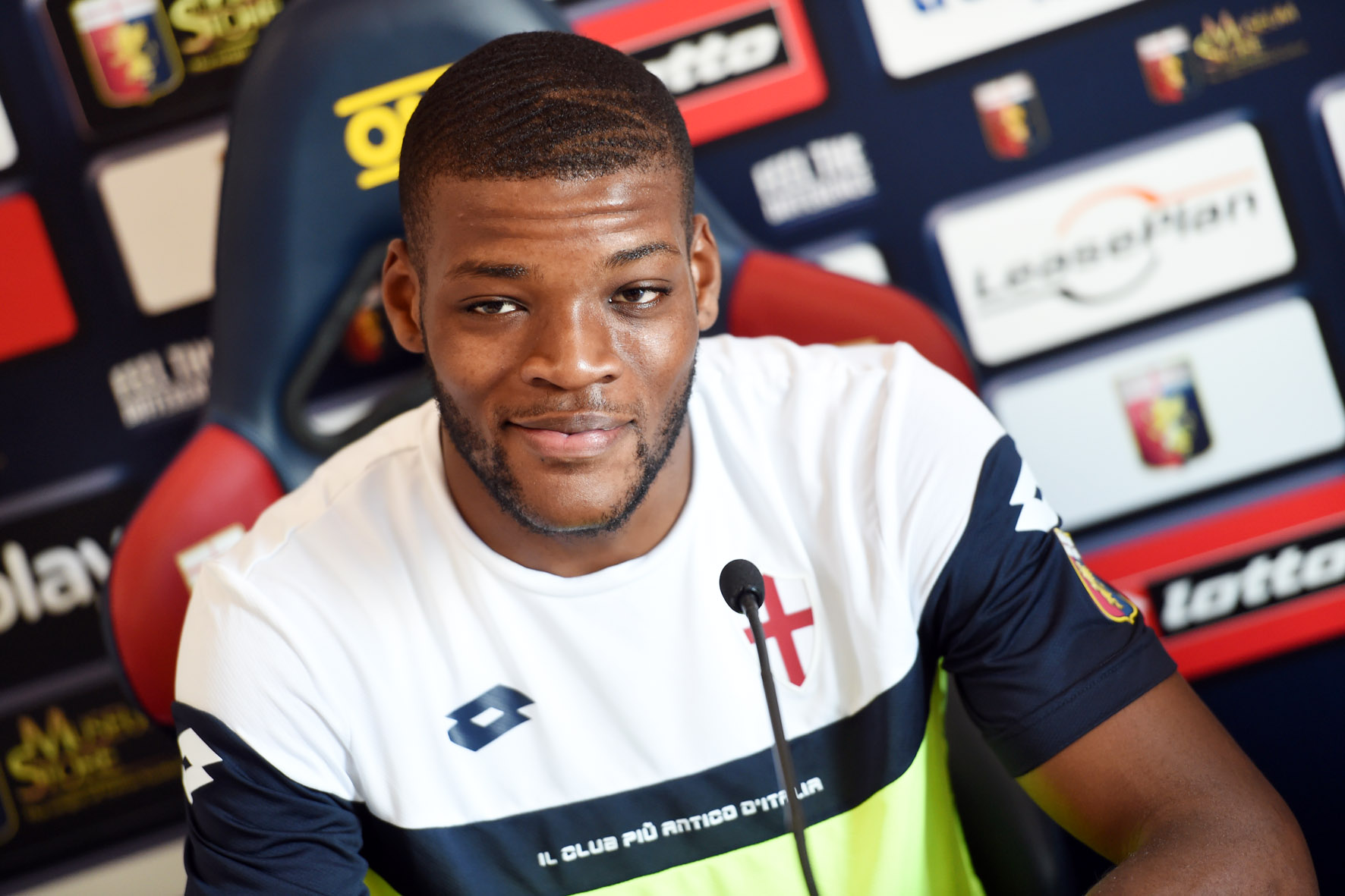 Ecco Ntcham, un gigante per il Genoa: 