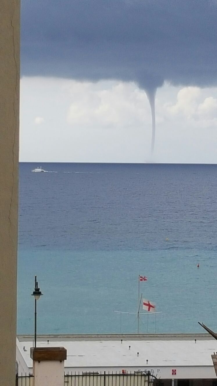 Poca pioggia, tanti fulmini Ferragosto più fresco su quasi tutta la Liguria