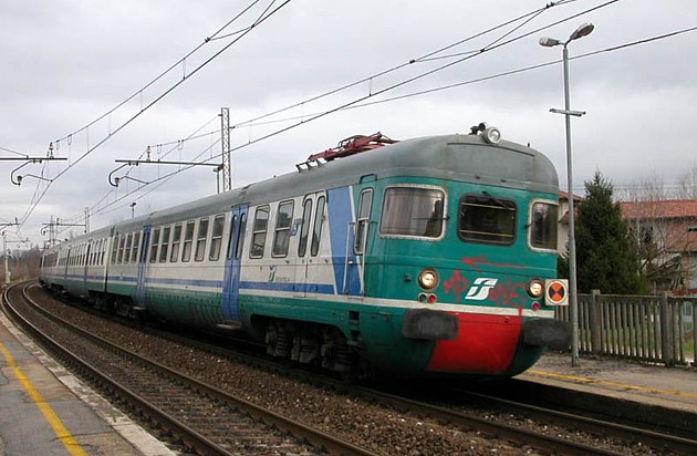 Lite sul treno, 35enne arrestato per lesioni gravi