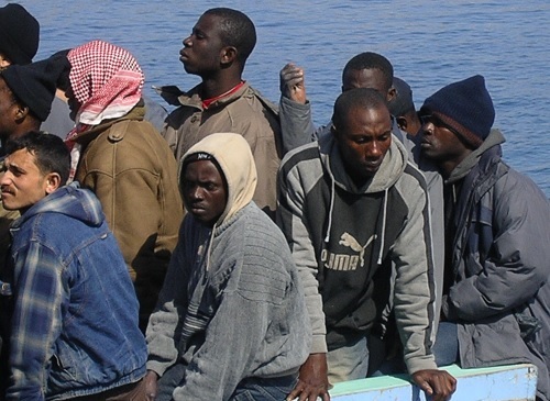 Migranti, terminati i lavori a Campi. In arrivo 684 persone