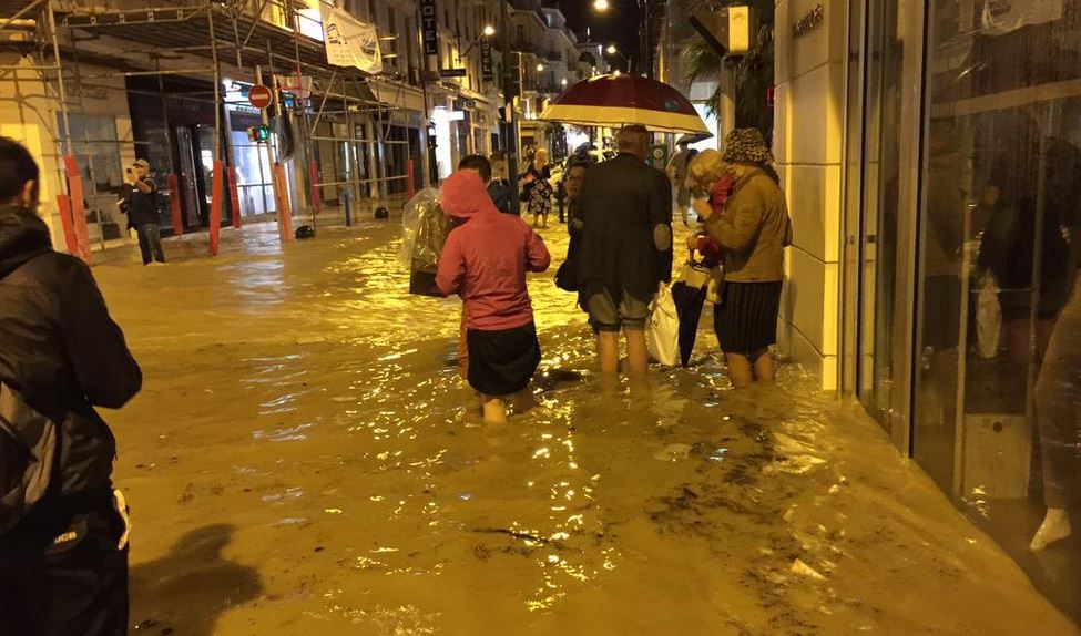 Alluvione in Costa Azzurra, Hollande: 