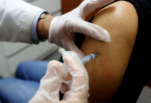 Genova, al via la campagna di vaccinazione per l'influenza stagionale: ecco chi può farlo gratis