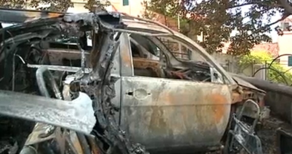 Auto in fiamme a Sanremo: è giallo. La proprietaria: 