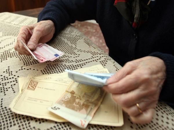 Anziano truffato a Sestri Ponente, indagano i carabinieri 