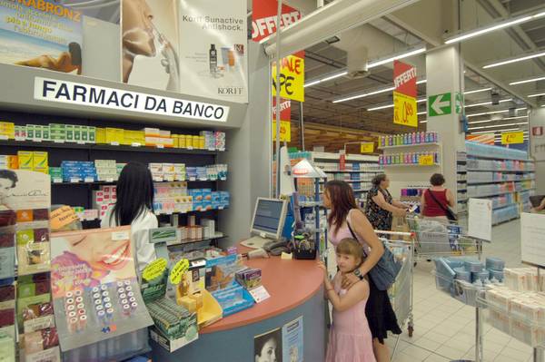 Farmaci di fascia C nelle parafarmacie, petizione online per liberalizzarli