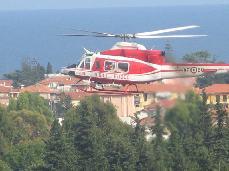 Drammatico scontro auto-moto a Diano Marina: giovane centauro in gravi condizioni