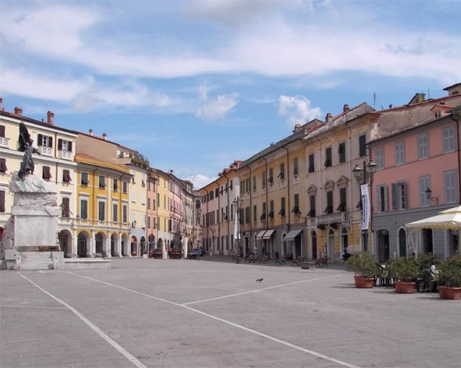 Sarzana gioca d'anticipo: differenziata porta a porta in tutto il comune entro febbraio