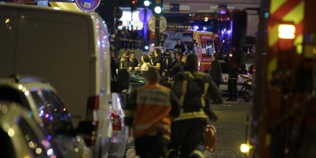 Francia, attentati terroristici a Parigi: esplosioni e sparatorie, decine di morti