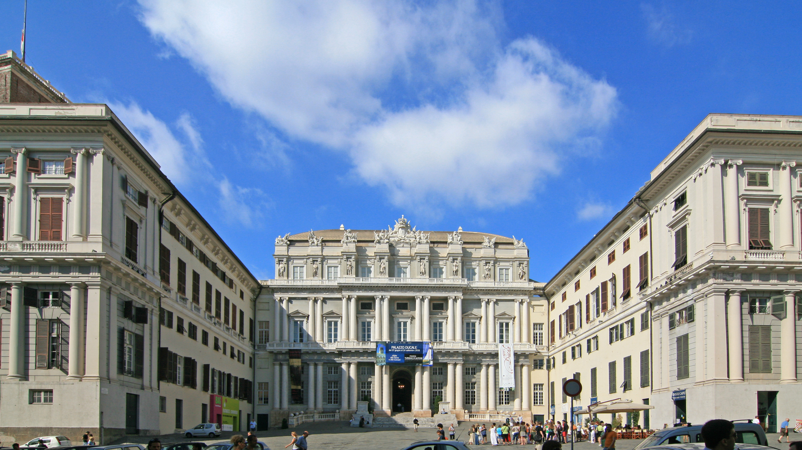 Attentati di Parigi, un minuto di silenzio al Festival della Letteratura a Genova 