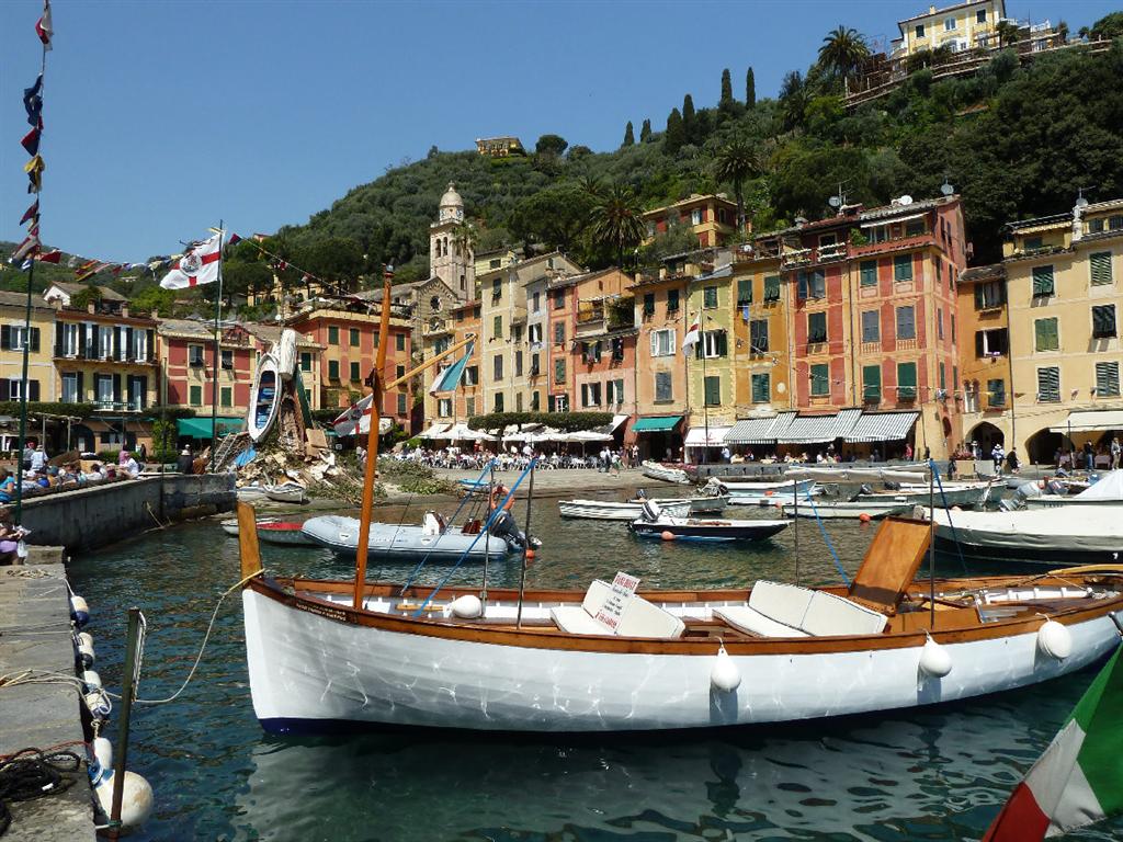 Tenta di truffare una boutique a Portofino, arrestato 