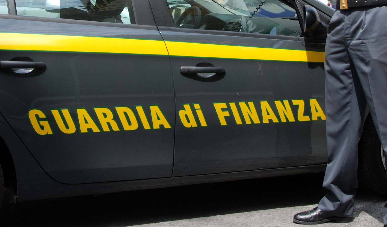 Operazione antidroga della Guardia di Finanza nel centro storico di Genova