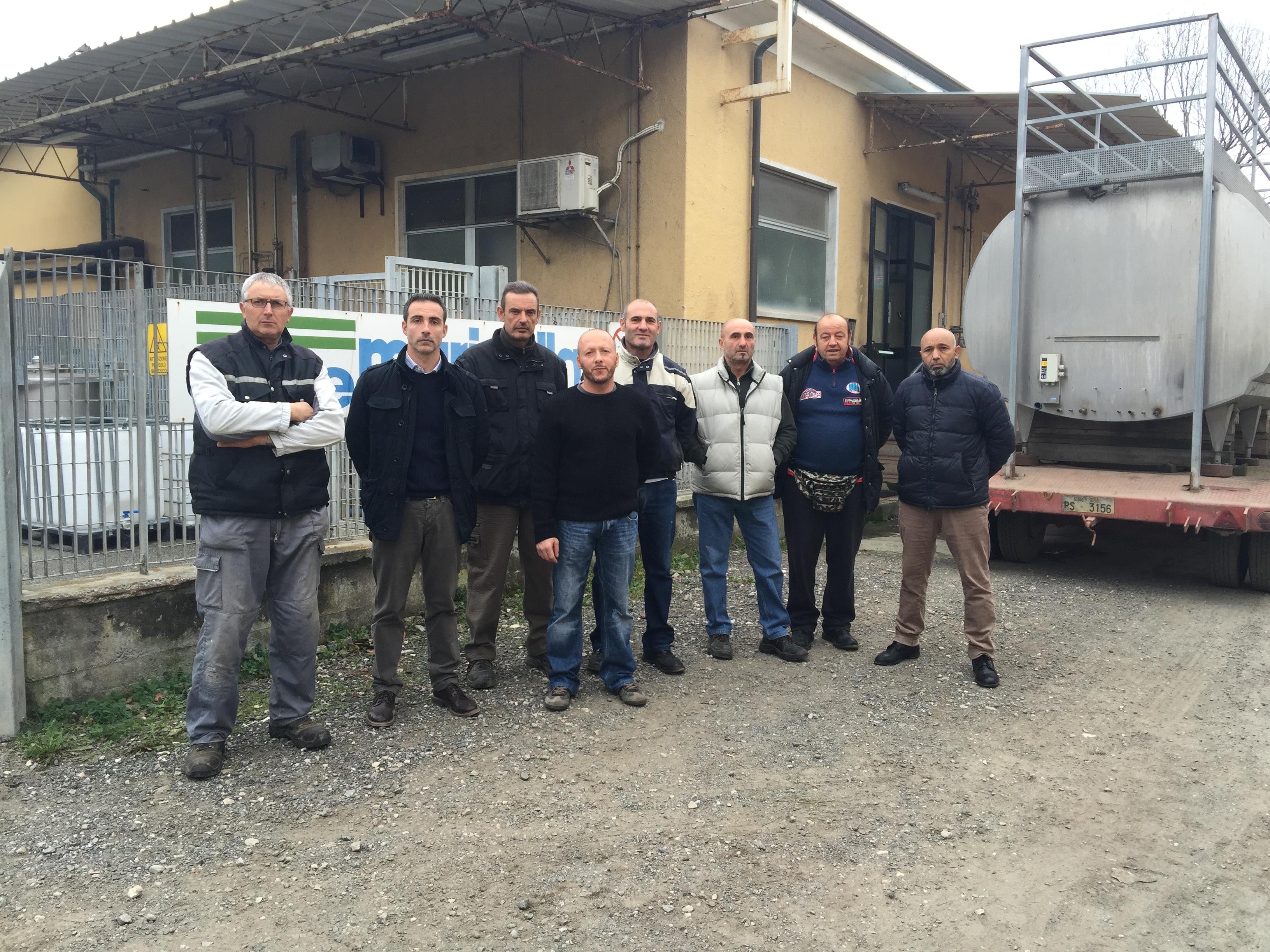 Tenuta di Marinella: pagati gli stipendi, ma resta situazione di stallo