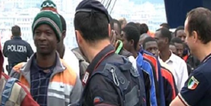 Arrivati a Genova quindici migranti provenienti da Somalia ed Eritrea 