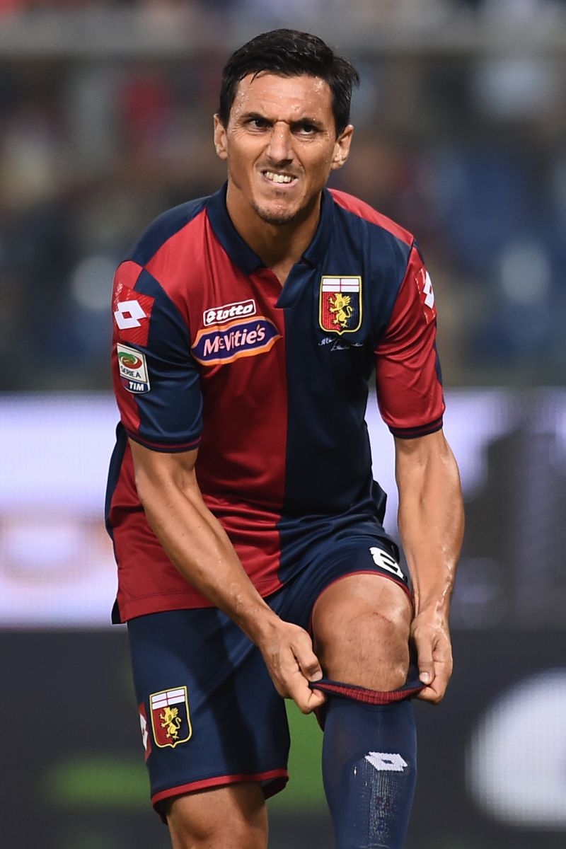 Genoa, appello di capitan Burdisso: 