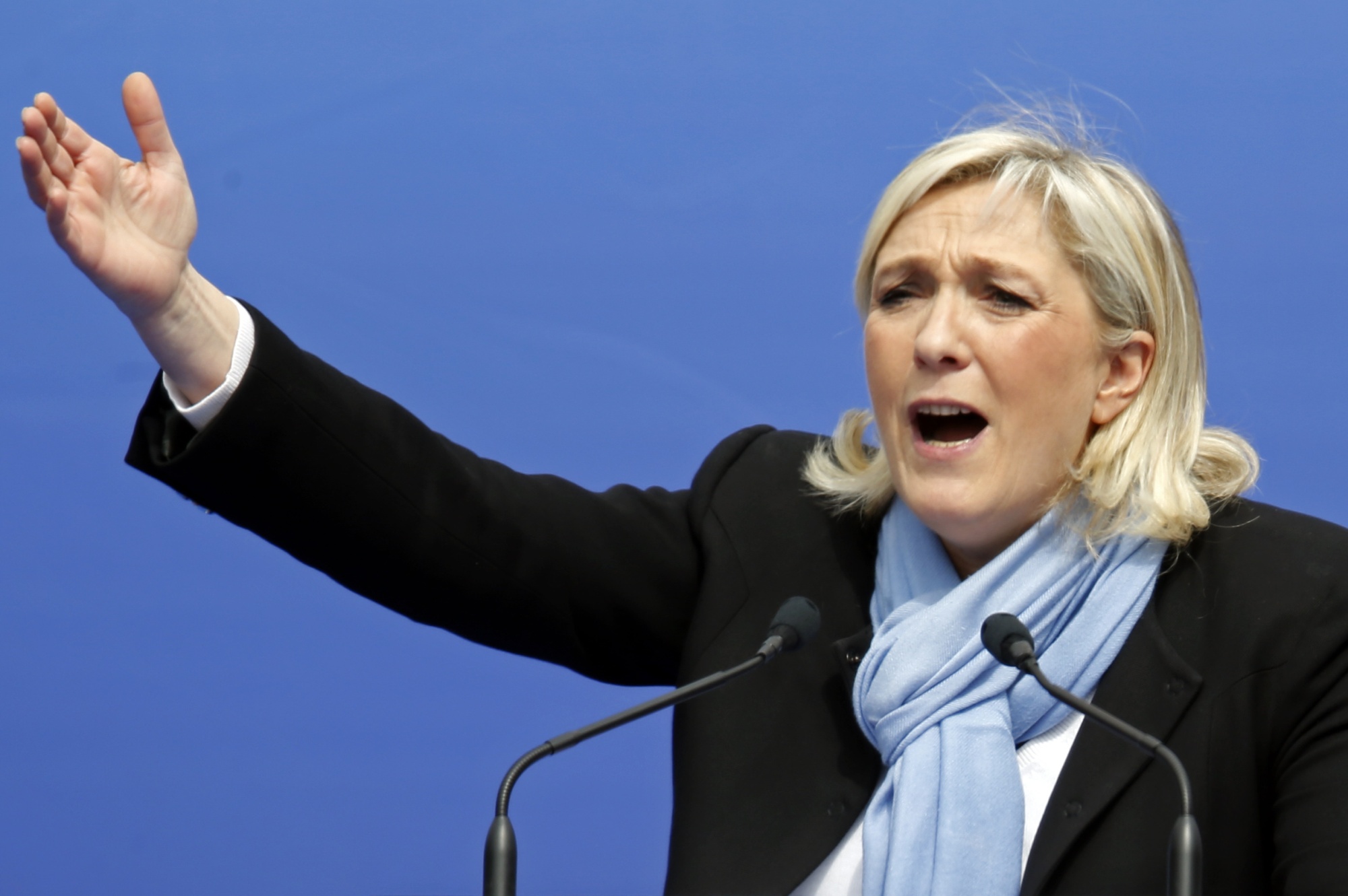 Elezioni in Francia, battaglia serrata Le Pen-Repubblicani in tre regioni