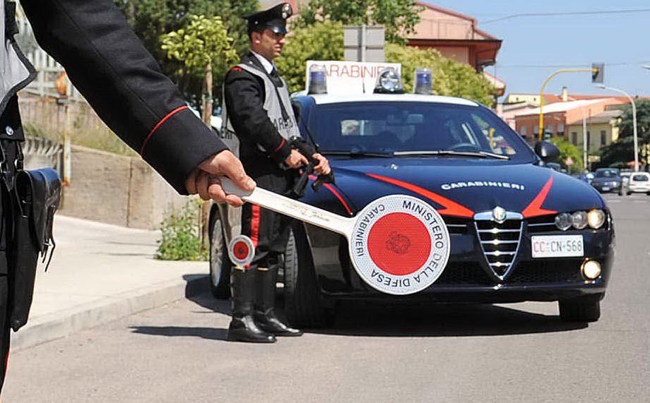 Nasconde marijuana nel casco, denunciato dai Carabinieri di Badalucco