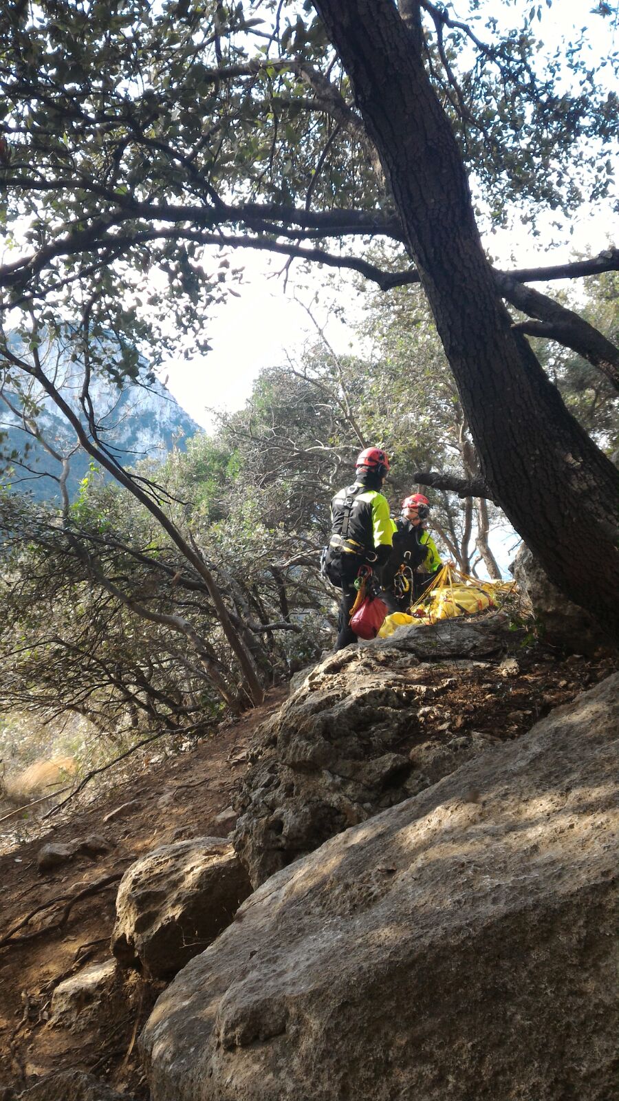 Caduto un rocciatore durante un'arrampicata a Finale Ligure