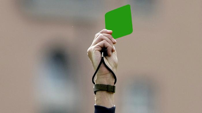 Serie B, domani il debutto del cartellino verde