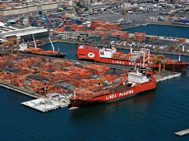 Roberto Ferrari alla direzione del terminal Messina