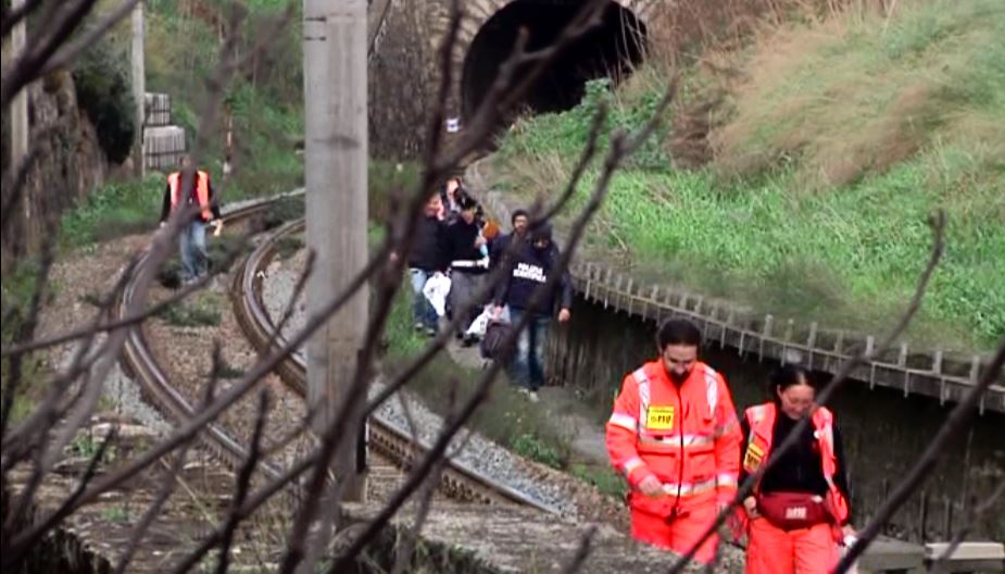 Imperia, donna muore travolta dal treno