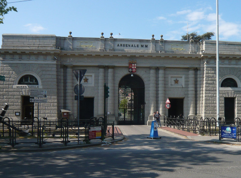 Il sottosegretario alla Difesa Rossi visita Arsenale e Oto Melara