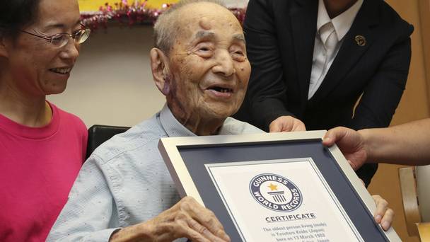 È morto l'uomo più vecchio del mondo, aveva 112 anni