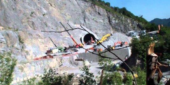 Amianto nelle rocce, si ferma il cantiere del Terzo Valico