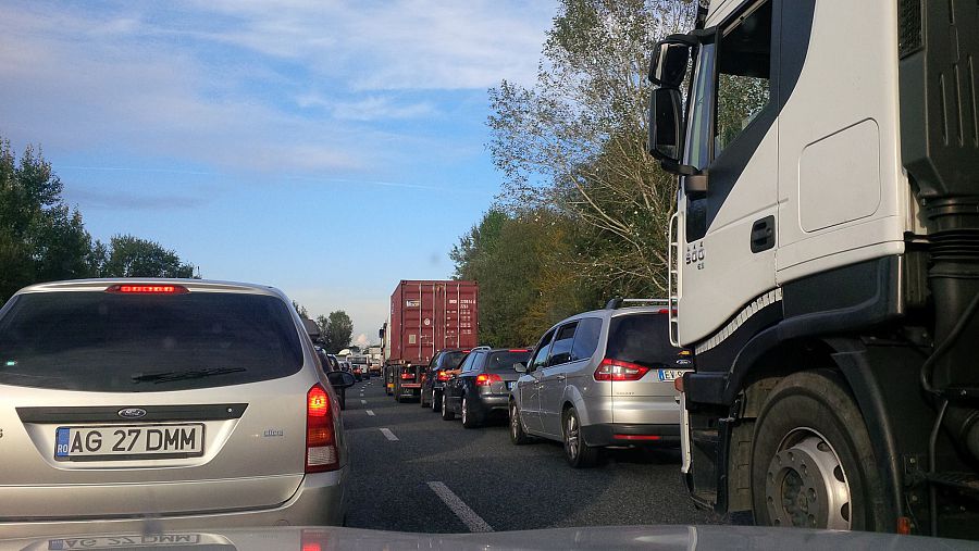 Tir di traverso sull'A12: 3km di coda in direzione Livorno