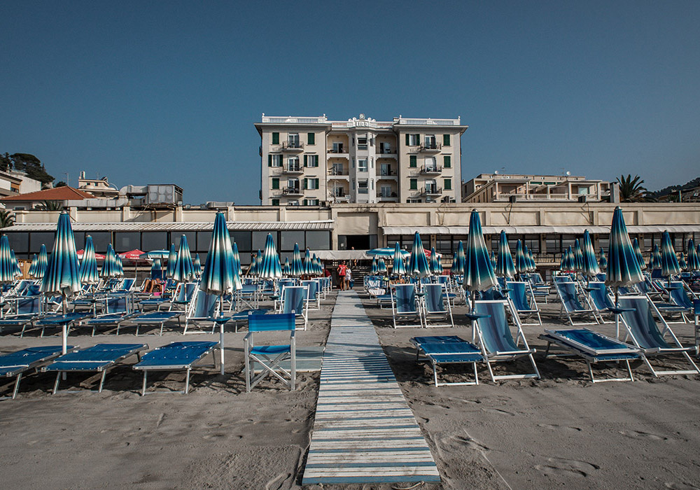 Il caso mai risolto delle concessioni ai balneari stasera a 