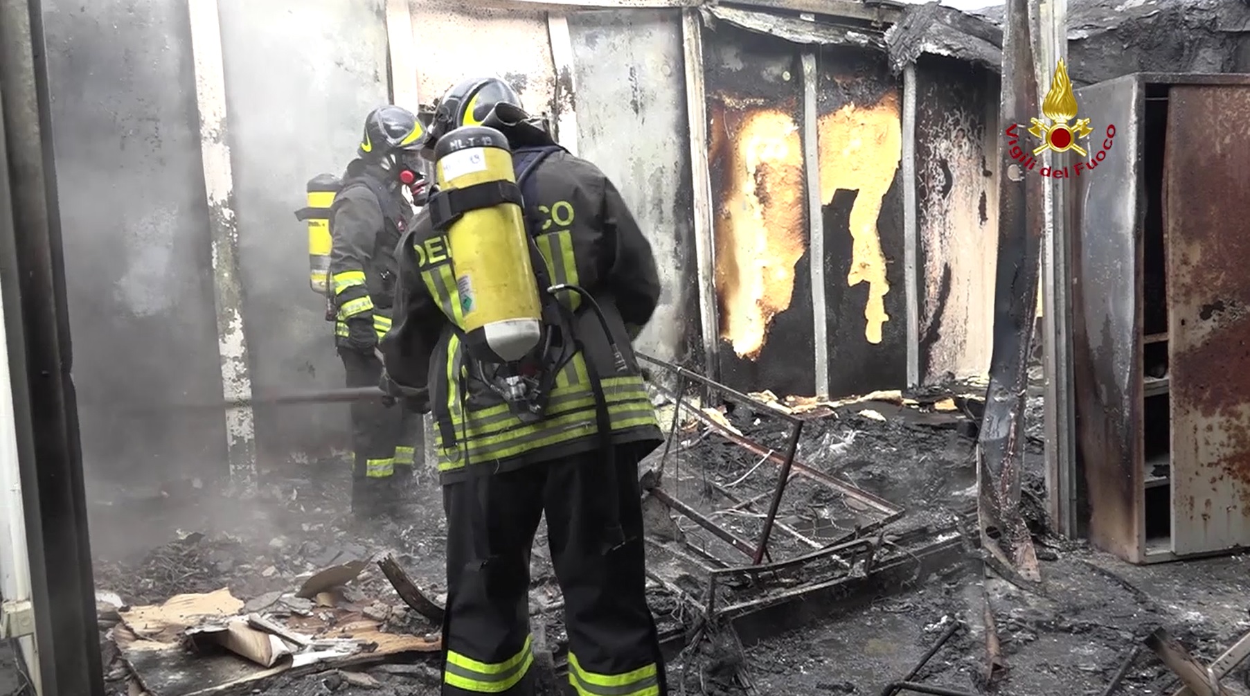 Incendio di baracche a Cogoleto