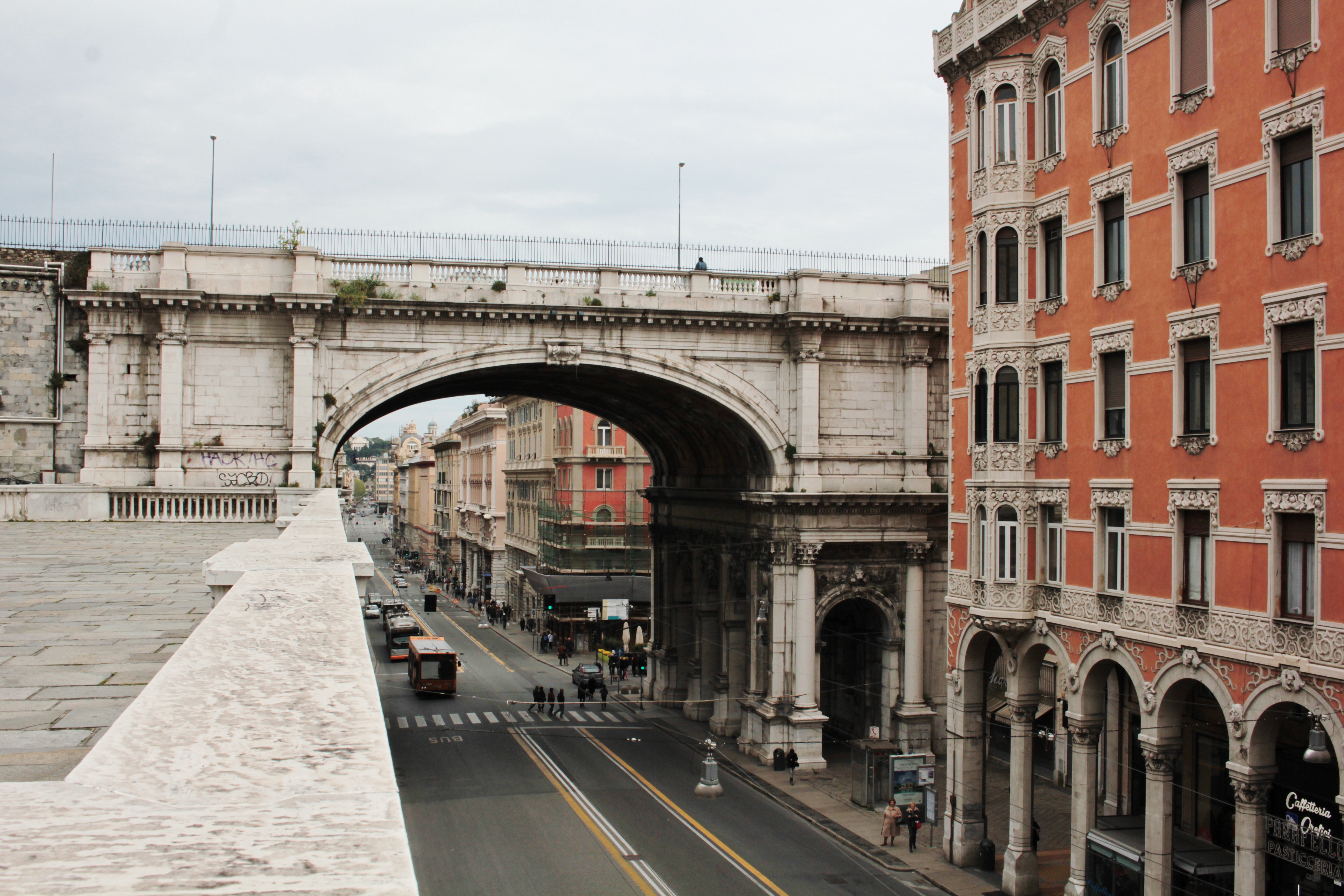 Fermo temporaneo dell'ascensore di ponte Monumentale a Genova