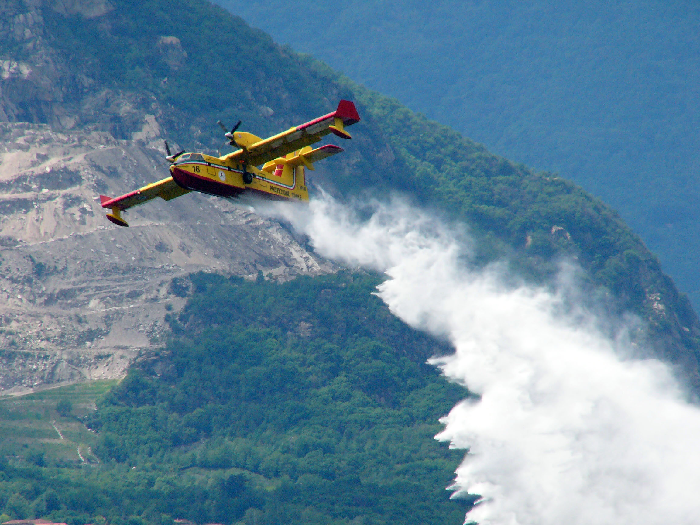 Ancora roghi nell'Imperiese: incendio boschivo alle pendici del Monte Faudo