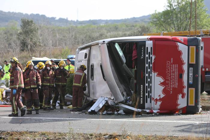 Autobus di studenti Erasmus si ribalta: 13 morti, sette sono italiani