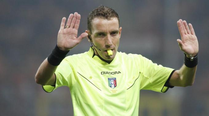 Arbitri: Genoa-Frosinone a Mazzoleni, Gervasoni per Fiorentina-Sampdoria