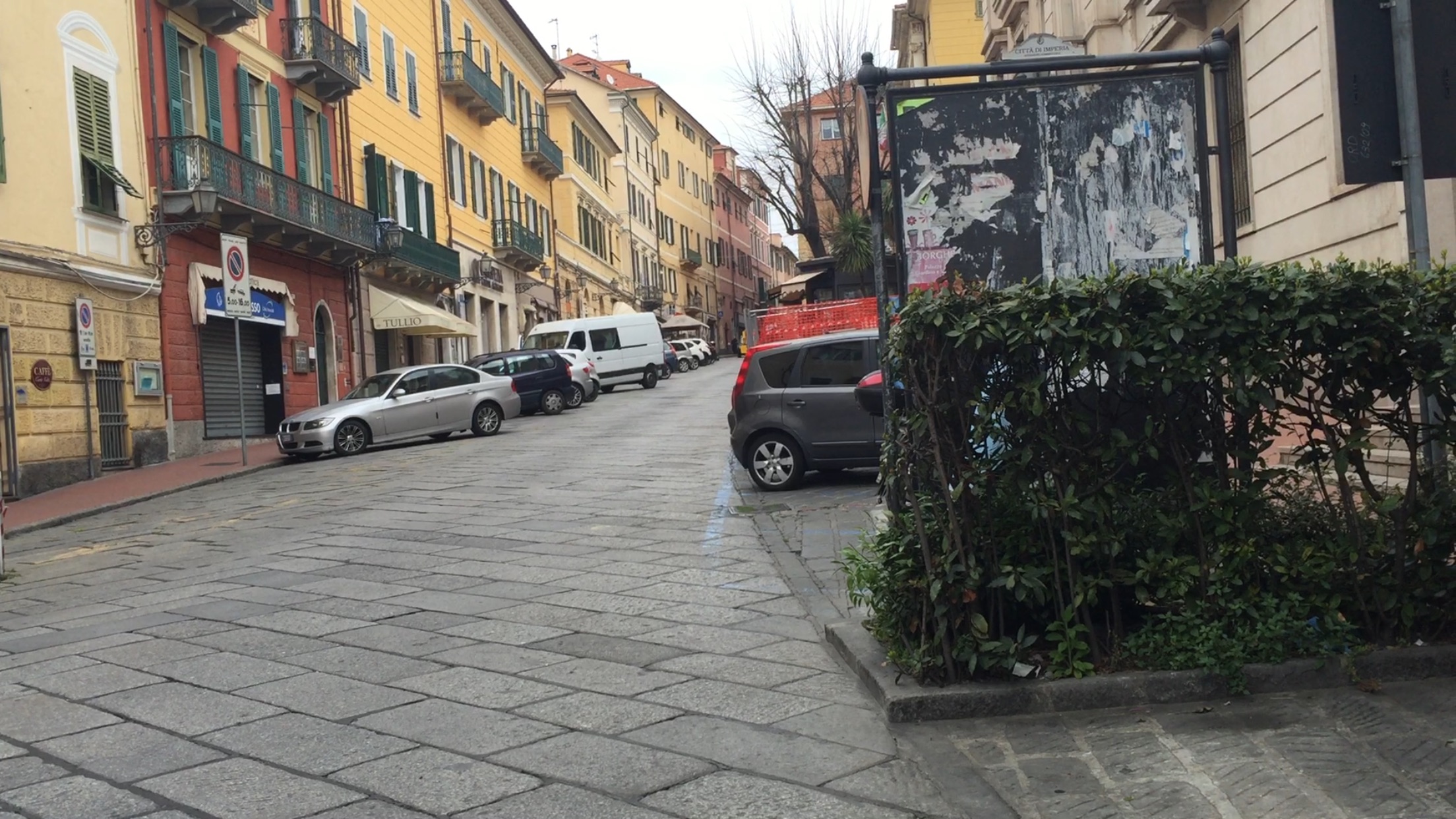 Pedonalizzazione di Via Cascione, Gagliano duro: 