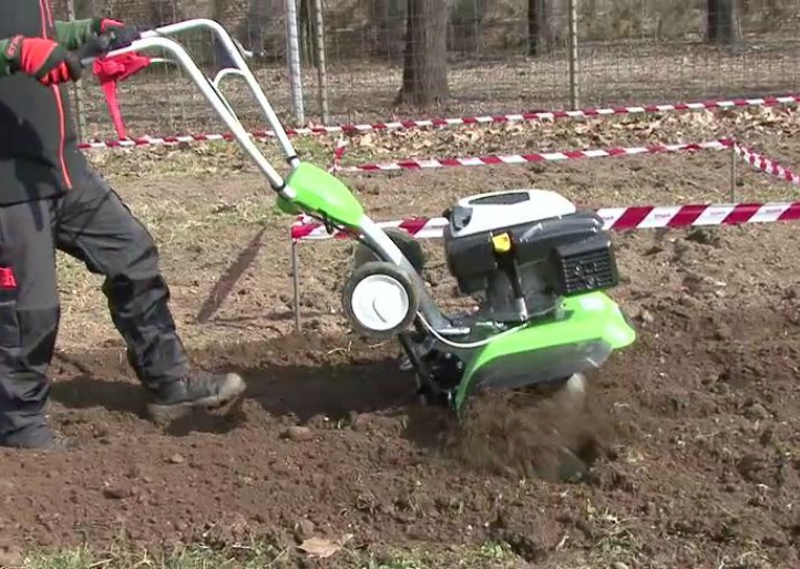 Incidente a Recco, un uomo si ferisce con la motozappa