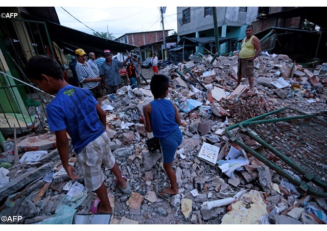 Sisma in Ecuador, il bilancio è di 413 morti