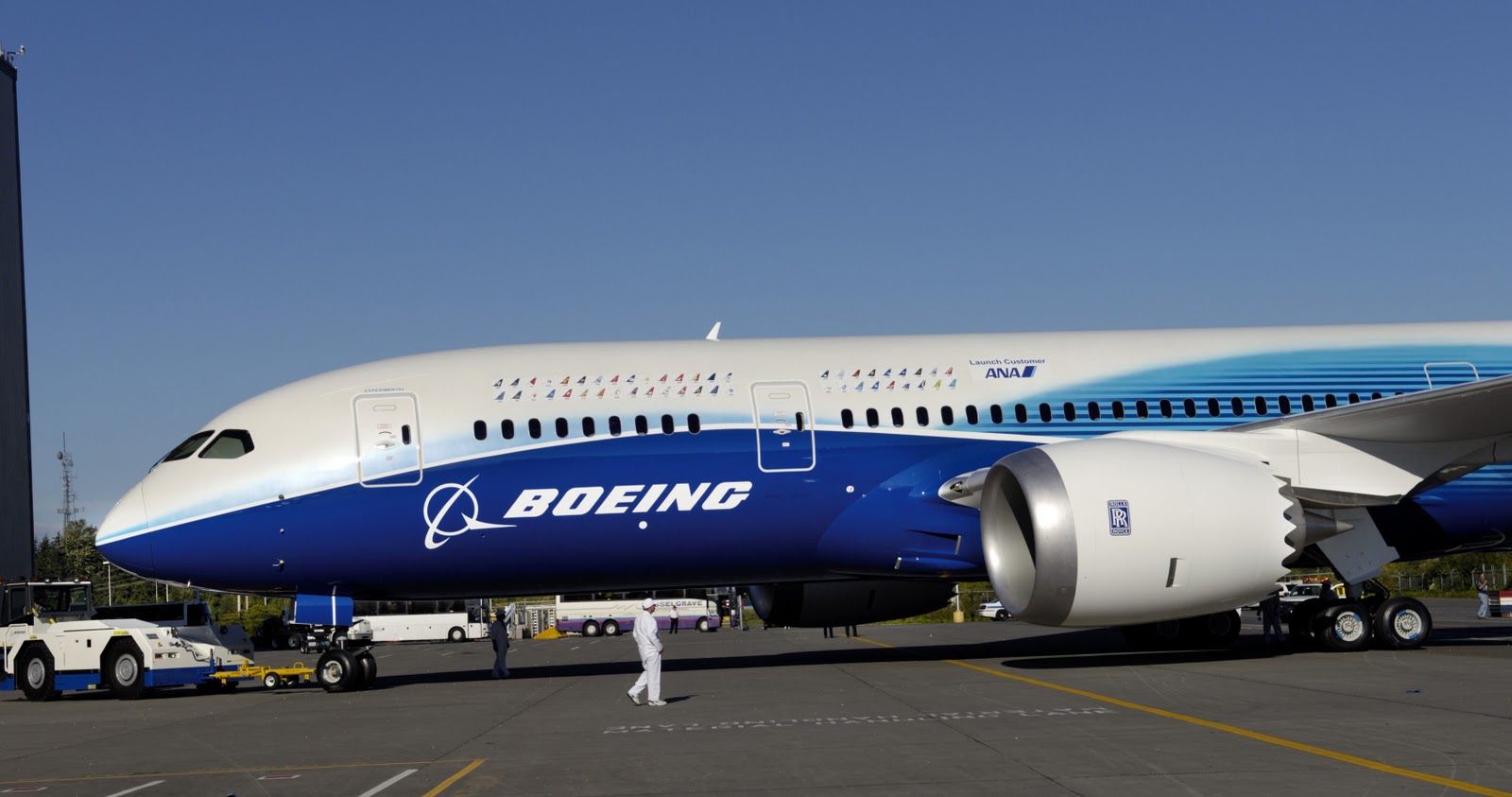 Riparazioni urgenti per il Boeing 787, motori si posssono spegnere in volo