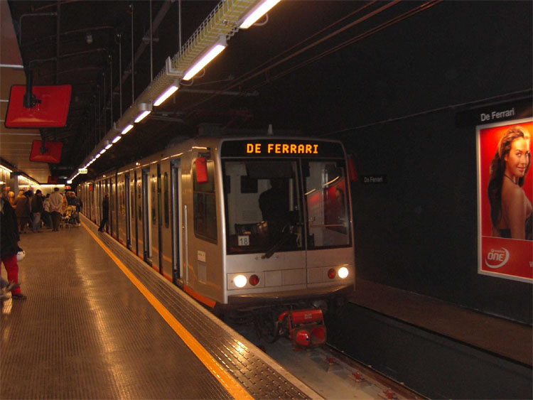 Problemi elettrici, metropolitana di Genova ferma 