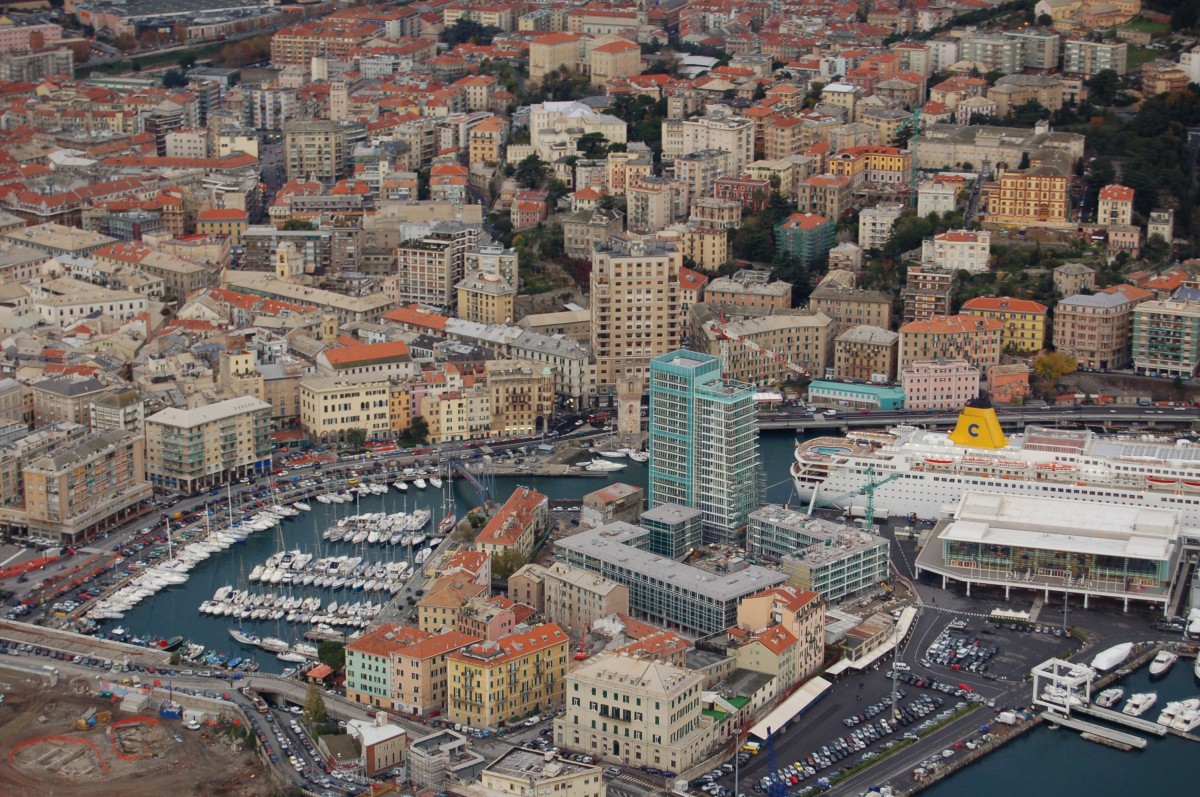 Comunali a Savona, cittadini indecisi e confusi dal Partito Unico