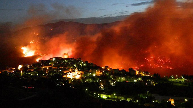 Mattarella sugli incendi in Sicilia, verificare l'efficienza dei meccanismi di prevenzione