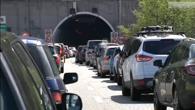 Autostrade, code sulla A7 in direzione Milano