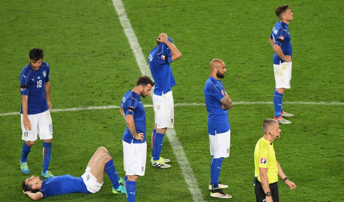 Tavecchio non canti vittoria, il calcio italiano resta in crisi 